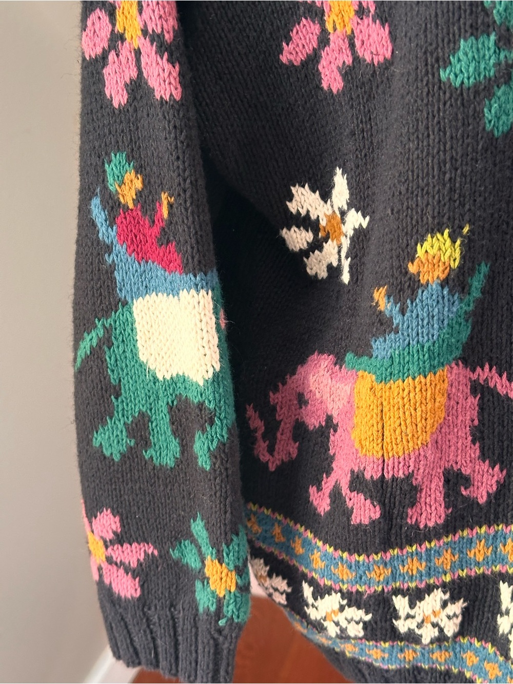 Vintage 80s 90s black Embroidered Cardigan Forenza Rare Elephant Horse Floral - Picture 3 of 9
